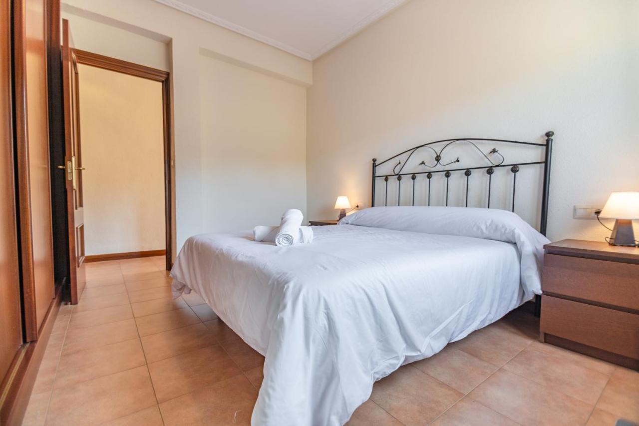 Apartamentos Privados Con Jardin Y Barbacoa Compartida En Λαρέντο Εξωτερικό φωτογραφία