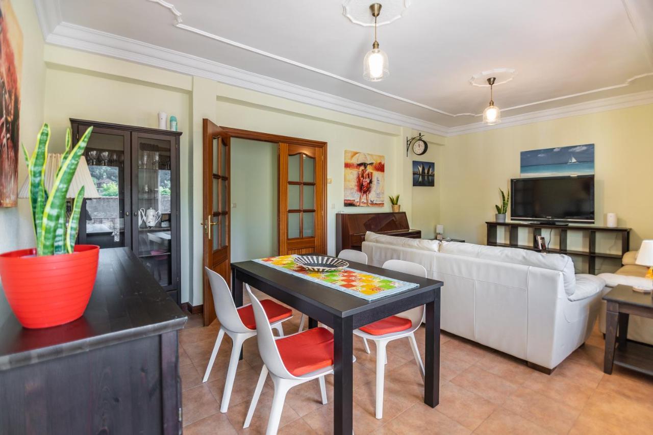 Apartamentos Privados Con Jardin Y Barbacoa Compartida En Λαρέντο Εξωτερικό φωτογραφία